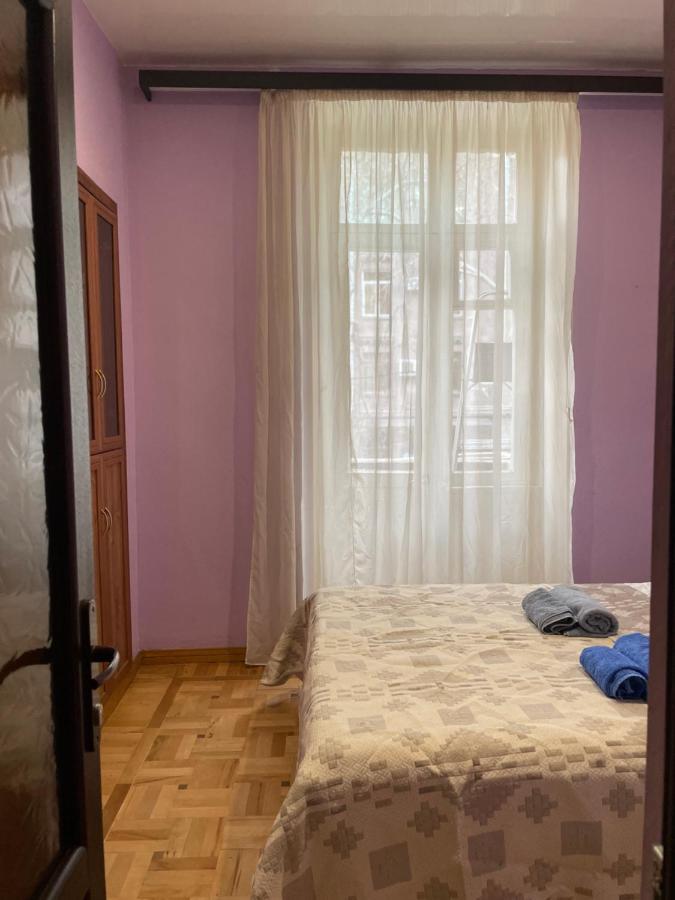 Cozy Apartment On Republic Square Jerevan Eksteriør bilde